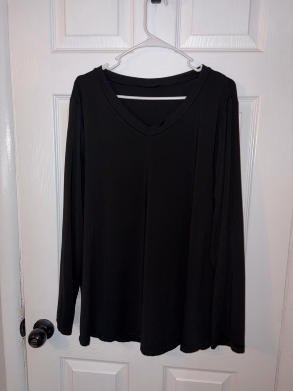 SHEIN Black V-Neck Long Sleeve Top
